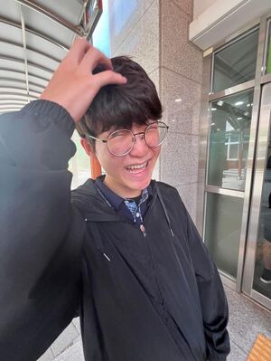 구본윤.jpg